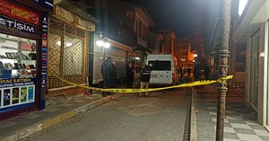 Pompalı tüfeklerle kuyumcuyu soydular