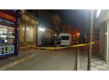 Pompalı tüfeklerle kuyumcuyu soydular