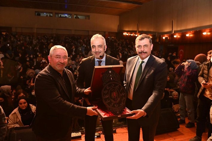 Bekir Develi (1)