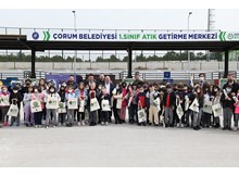 Aşgın’dan çocuklara sürpriz ziyaret