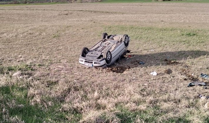 ÇORUM'DA OTOMOBİL TAKLA ATTI: 1 YARALI