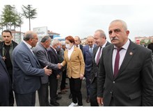 Akşener Sungurlu'da coşkuyla karşılandı