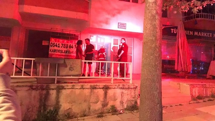 BODRUM KATINDAKİ YANGIN PANİĞE NEDEN OLDU