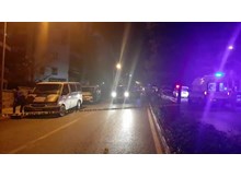 Polis aracına ateş etti, ayağından vuruldu