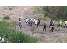 Motosiklet uçuruma yuvarlandı: 3 yaralı