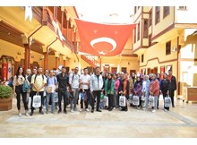 Üniversite öğrencileri Veli Paşa Hanı’nı gezdi