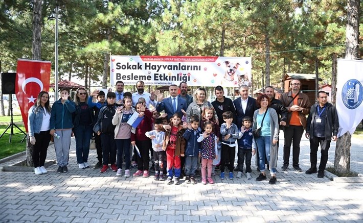 ÇORUM'DA DÜNYA HAYVANLARI KORUMA GÜNÜ KUTLANDI