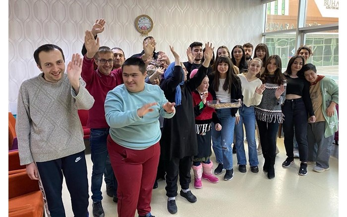 Öğrenciler kurabiye yapımı (3)