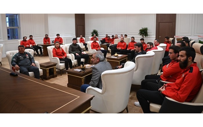 Antrenör eğitimine katılan heyet, Başkan Aşgın’ı ziyaret etti (2)