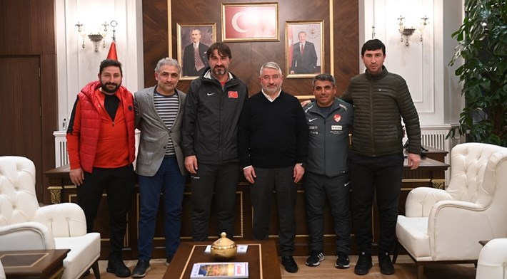 Antrenör eğitimine katılan heyet, Başkan Aşgın’ı ziyaret etti (8)
