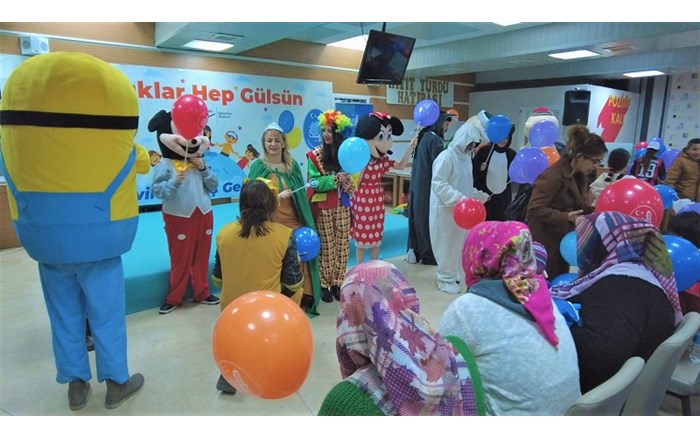 Çorum Belediyesi depremzede çocuklar için etkinlik düzenledi (4)