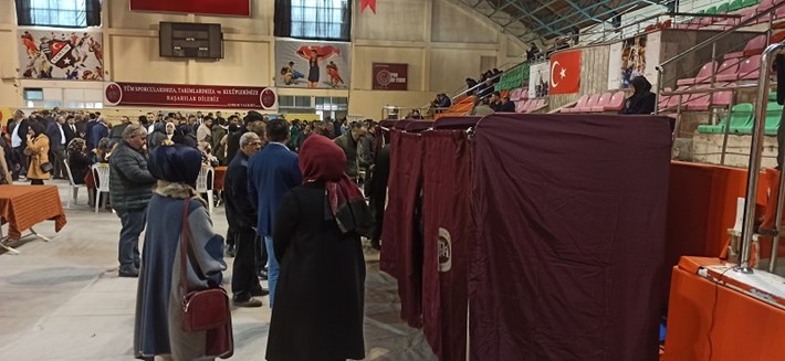 AK PARTİ'DEN ÇORUM'DA TEMAYÜL YOKLAMASI