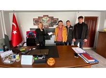 Lise öğrencilerinden örnek davranış